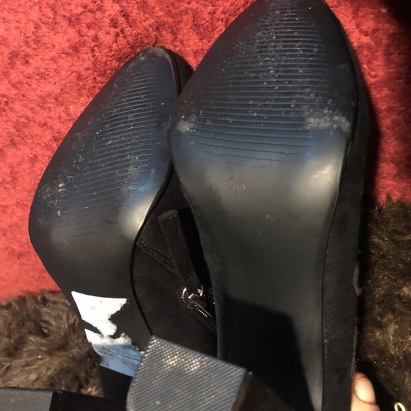 Steve Madden Edition Rose Embroidered Black Faux Suede Booties - Picture 7 of 7